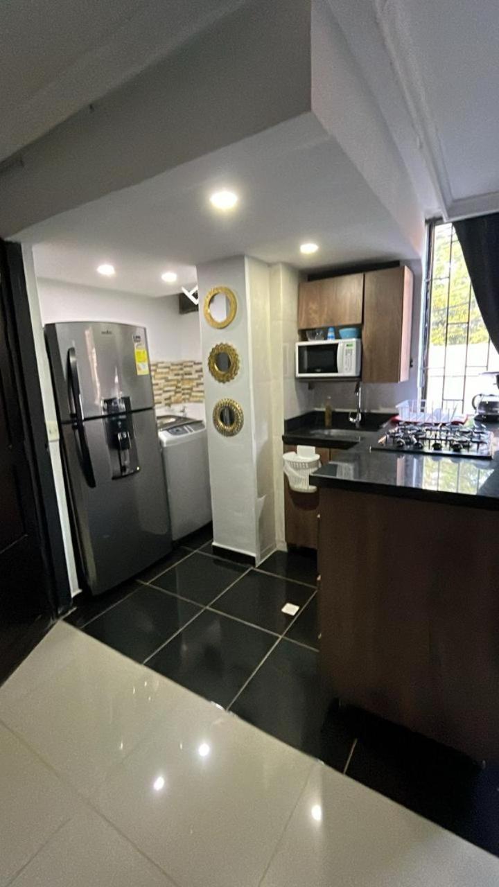 Apartamento Modern Near Lleras Park