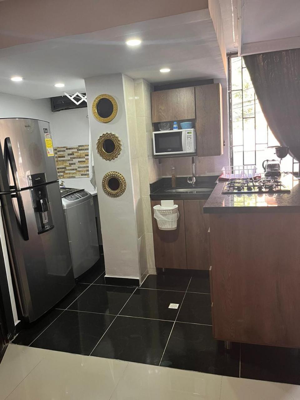 Modern Near Lleras Park
